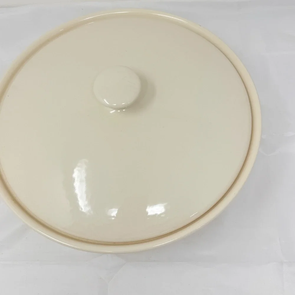 Longaberger Pottery Woven Traditions Heritage 2 Qt. Round Covered Casserole blue